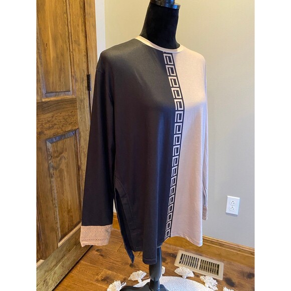 Exclusive Geo Trim Color block Womens Size Large Black Tan Hi Low Pullover Top - Picture 2 of 10
